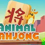 Tegning af en giraf ved siden af et stort brætspils-brik med kinesiske tegn, omgivet af farverige klipper og teksten Animal Mahjong i forgrunden
