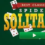 Teksten Best Classic Spider Solitaire vises med spillekort i baggrunden og en grøn play-knap