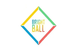 Farverig diamantformet logo med teksten Bright Ball i midten