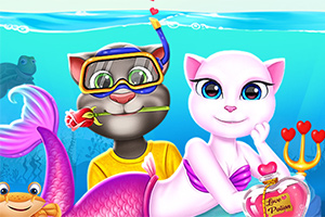 To animerede katte under vandet, den ene med en snorkel og rose, og den anden som en havfrue i lilla bikini, omgivet af havdyr og en hjerteformet flaske