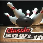 En sort bowlingkugle rammer hvide kegler med røde striber, med teksten Classic Bowling under
