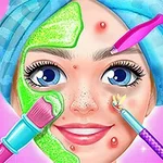Ung kvinde med makeup og ansigtsmaske bliver plejet med forskellige kosmetiske værktøjer