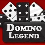 Domino-brikker i sort og hvid arrangeret med ordene Domino Legend skrevet i midten