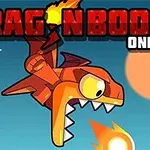 Orange drage, der flyver og spyr ild mod en blå himmel med sol i baggrunden