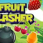 Tegneseriefrugter som blomme, kirsebær og jordbær svæver over en sort bombe foran teksten Fruit Slasher
