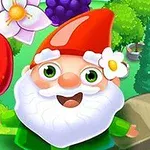 En smilende nisse med rød hat og blomster omgivet af en stor jordbær og farverige blomster på en grøn baggrund