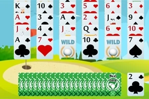 Kortspil-layout med kort i forskellige kulører foran en golfbane baggrund