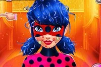 Hjælp LadyBug forelske sig til den berømte Halloween-fest