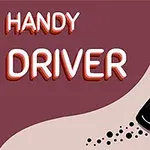 Sort bil kører gennem en kurve med forlygterne tændt på en brun baggrund, ledsaget af teksten Handy Driver