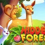 En hjort, en egern og en kanin i en skov med teksten Hidden Forest omgivet af blade og frugter