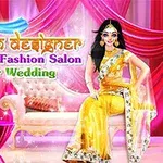 En kvinde iført en gul saree sidder på en sofa i en farverig og pyntet salon med gardiner og blomster