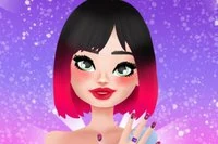 Julie kom til din skønhedssalon for en komplet makeover!