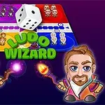 Tegning af en spilleplade med farvede felter, en terning, en troldmand og en figur, samt teksten Ludo Wizard