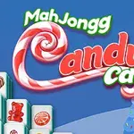 En blå baggrund med farverige bolcher og mahjong-brikker samt vinterlandskab