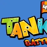 Teksten Tank Battle i farverige bogstaver med et flag, der siger Micro, på en blå baggrund