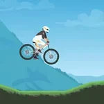 En cyklist iført hjelm og udstyr kører på en mountainbike i et bakket landskab med bjerge i baggrunden under en klar blå himmel