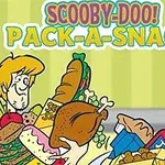Scooby-Doo! Pack-a-Snack To tegnefilmfigurer, en person og en stor brun hund, holder bakker med mad og snacks foran en grønstribet baggrund
