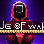 En person iført en rød hættetrøje med en maske, et firkantet symbol på ansigtet og ordene Tug of War sammen med et reb i forgrunden