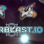 To rumskibe med blå og orange detaljer i rummet over teksten Starblast