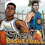 Tre personer i basketballtøj står på en basketballbane med basketbolde i hænderne, omgivet af et hegn og en basketballkurv i baggrunden