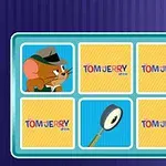 The Tom and Jerry Show: Memory Mischief Et kortlayout med fem kort, hvoraf et viser en mus iført hat og jakke, et andet viser et forstørrelsesglas, og de resterende viser tekstlogoet Tom and Jerry Show