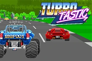 En blå monstertruck med ordet BIGFOOT og en rød sportsvogn kører side om side på en vej med træer i baggrunden, mens teksten TURBO TASTIC ses øverst i billedet