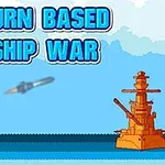 To krigsskibe, et gråt og et orange, står overfor hinanden med en missil i midten og teksten Turn Based Ship War øverst på billedet