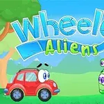 To tegneseriebiler med øjne, en rød og en grøn, står i et grønt landskab under en blå himmel med titlen Wheely 8 Aliens ovenfor